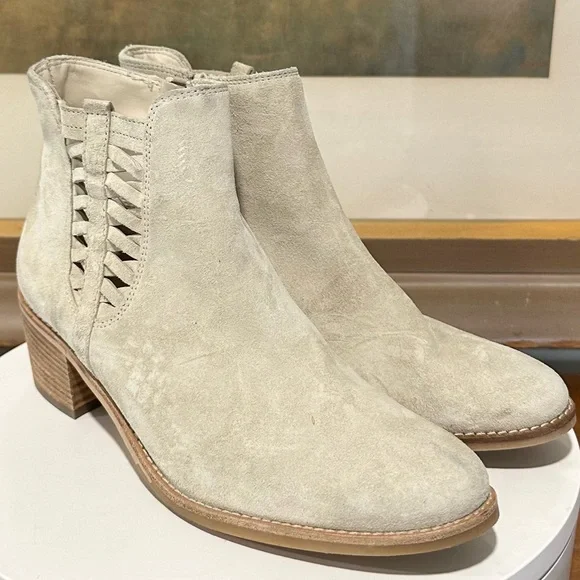 🌸PAUL GREEN🌸 Vienna Chelsea Boot Biscuit Soft Suede Size: 5UK